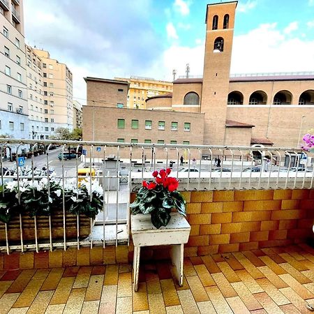 Lucens Domus Appartamento Roma Quartiere Trieste - Vicino Metro B1 - Екстериор снимка