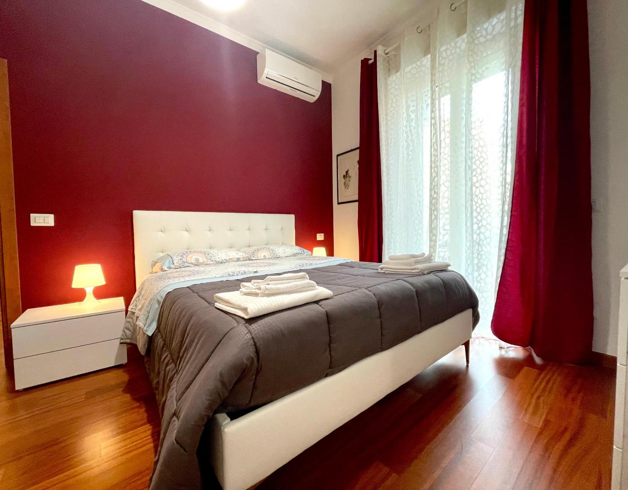 Lucens Domus Appartamento Roma Quartiere Trieste - Vicino Metro B1 - Екстериор снимка