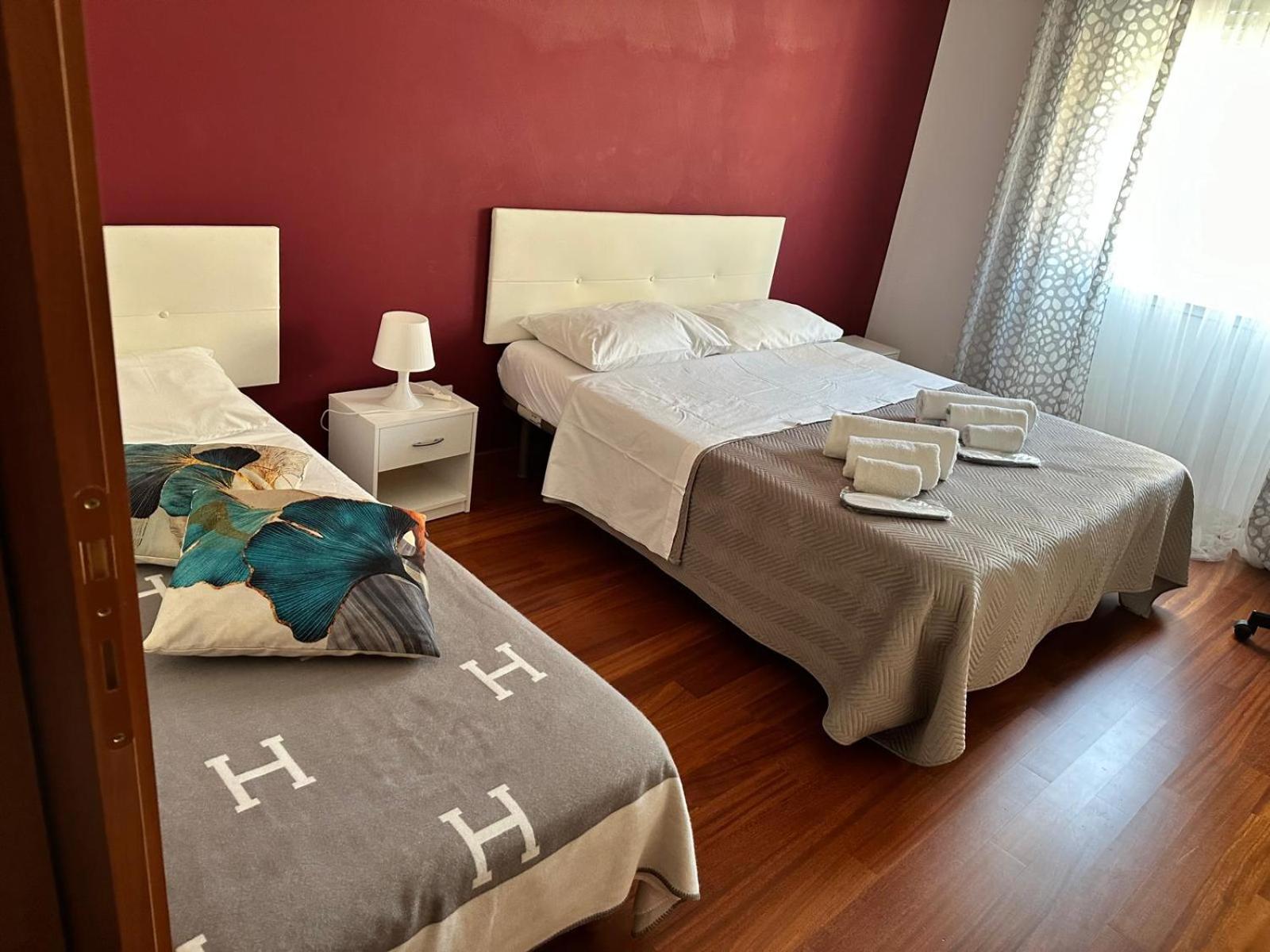 Lucens Domus Appartamento Roma Quartiere Trieste - Vicino Metro B1 - Екстериор снимка