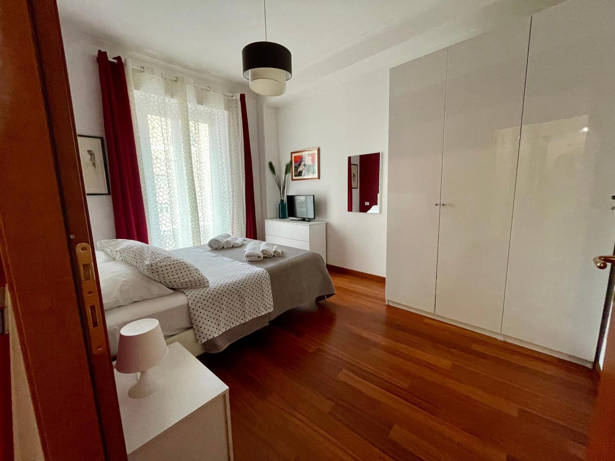 Lucens Domus Appartamento Roma Quartiere Trieste - Vicino Metro B1 - Екстериор снимка